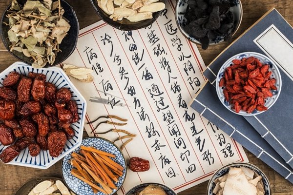 凤凰彩票中国官网入口 中医的护胃药, 这个中成药, 让脾胃越来越好
