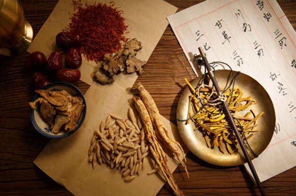 凤凰彩票(中国)官方网站 千古一方专攻萎缩性胃炎肠化、胃脘痞满、嗳气嗳酸食后胀痛胃难舒